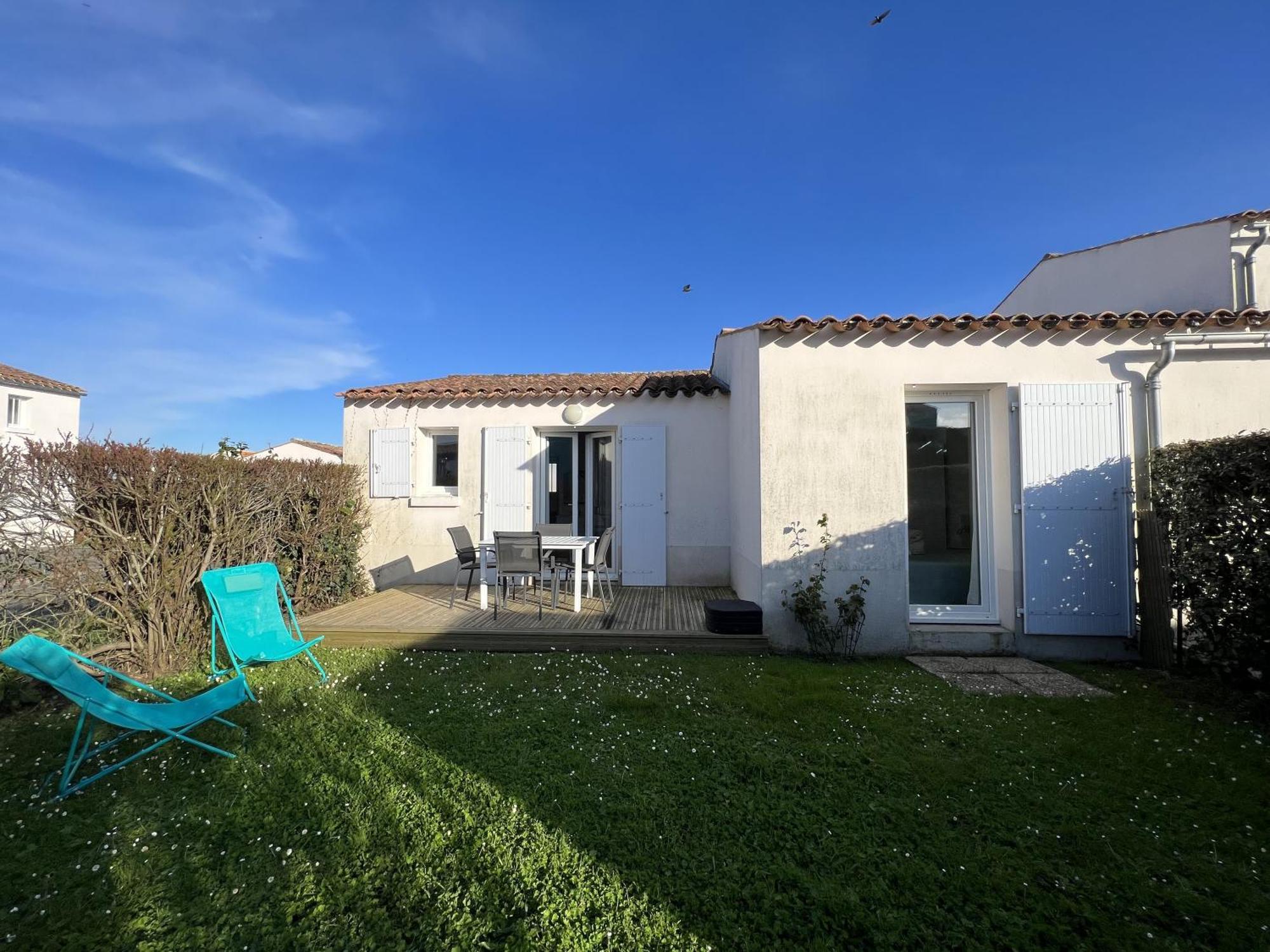 Maison Cosy Avec Piscine Partagee Le Chateau-d'Oleron Exterior photo